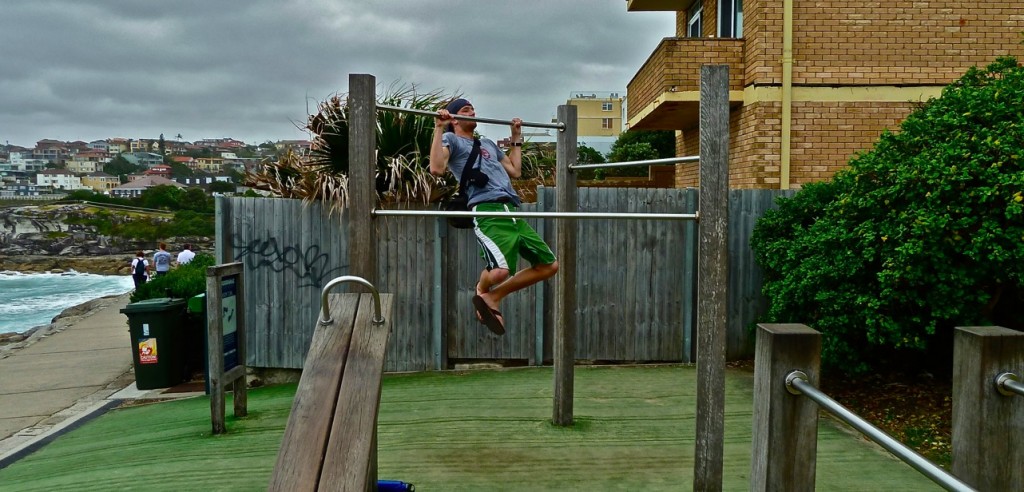 BondiBeachPullUp