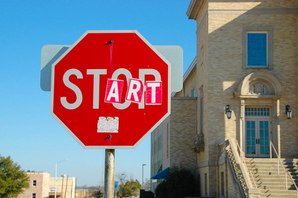 stop start sign stop start sign