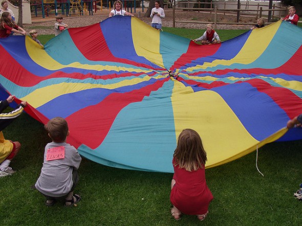 Community Parachute Community Parachute