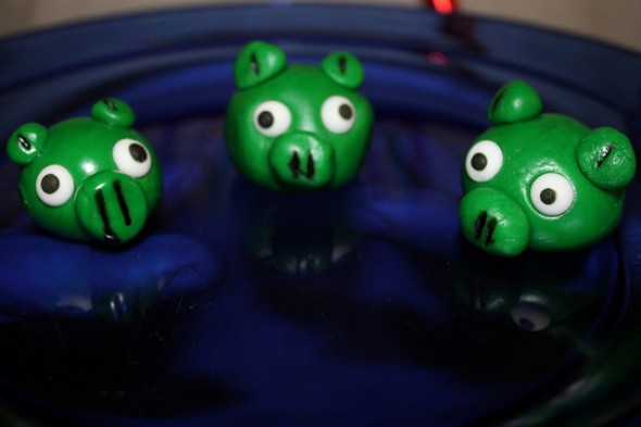 good and bad bacon angry birds evil pigs